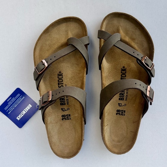 NWT Birkenstock Sandal Mayari
Birkibuc Mocha Brown copper buckle. New. - Picture 10 of 15